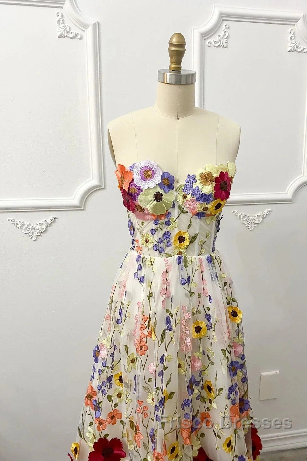 A-Line Wedding Guest Dress Floral Dress Wedding Guest Floor Length Sleeveless Illusion Neck Wednesday Addams Family Cotton Backless With Embroidery Appliques