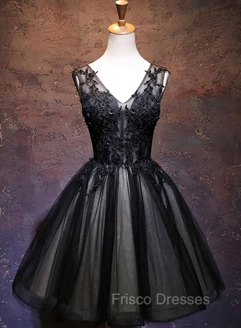 Adorable Black V-neckline Lace and Tulle Party Dress, Short Formal Prom Dress Main image