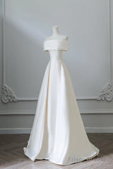 Aesthetic Ball Gown Strapless Ivory Satin Long Wedding Dresses Brides Dress