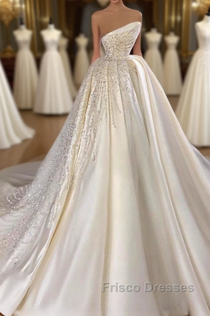 Amazing Ball Gown Wedding Dress With Crystals Online Main image