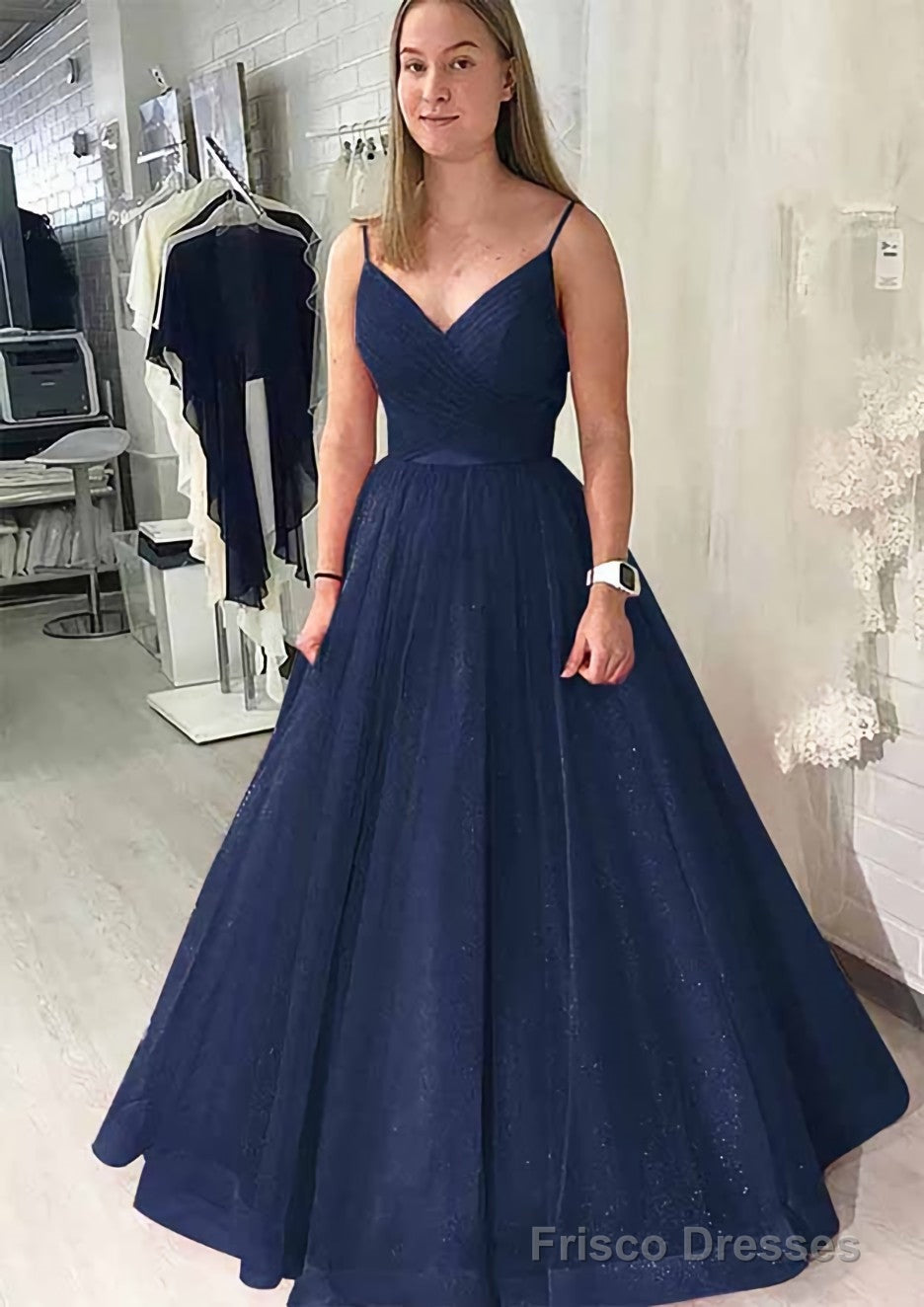 Ball Gown Long/Floor-Length Sparkling Tulle Prom Dresses With Pleated Secondary image