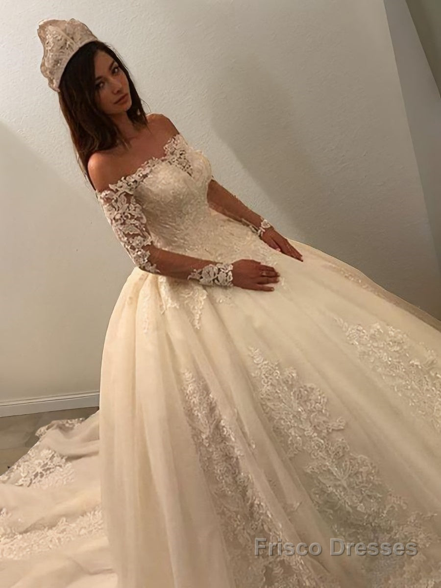Ball Gown Off-the-Shoulder Cathedral Train Tulle Wedding Dresses With Appliques Lace Secondary image