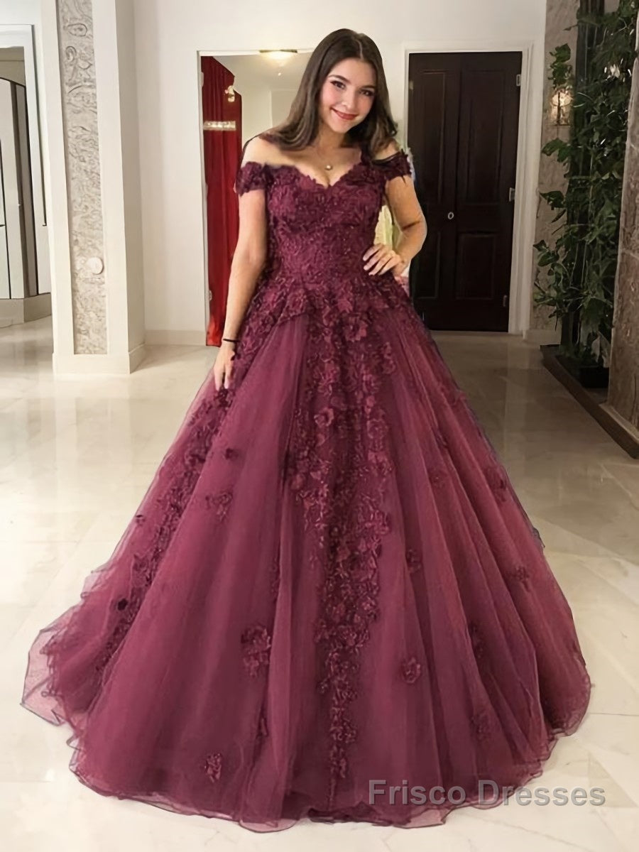 Ball Gown Off-the-Shoulder Sweep Train Tulle Prom Dresses With Appliques Lace Main image