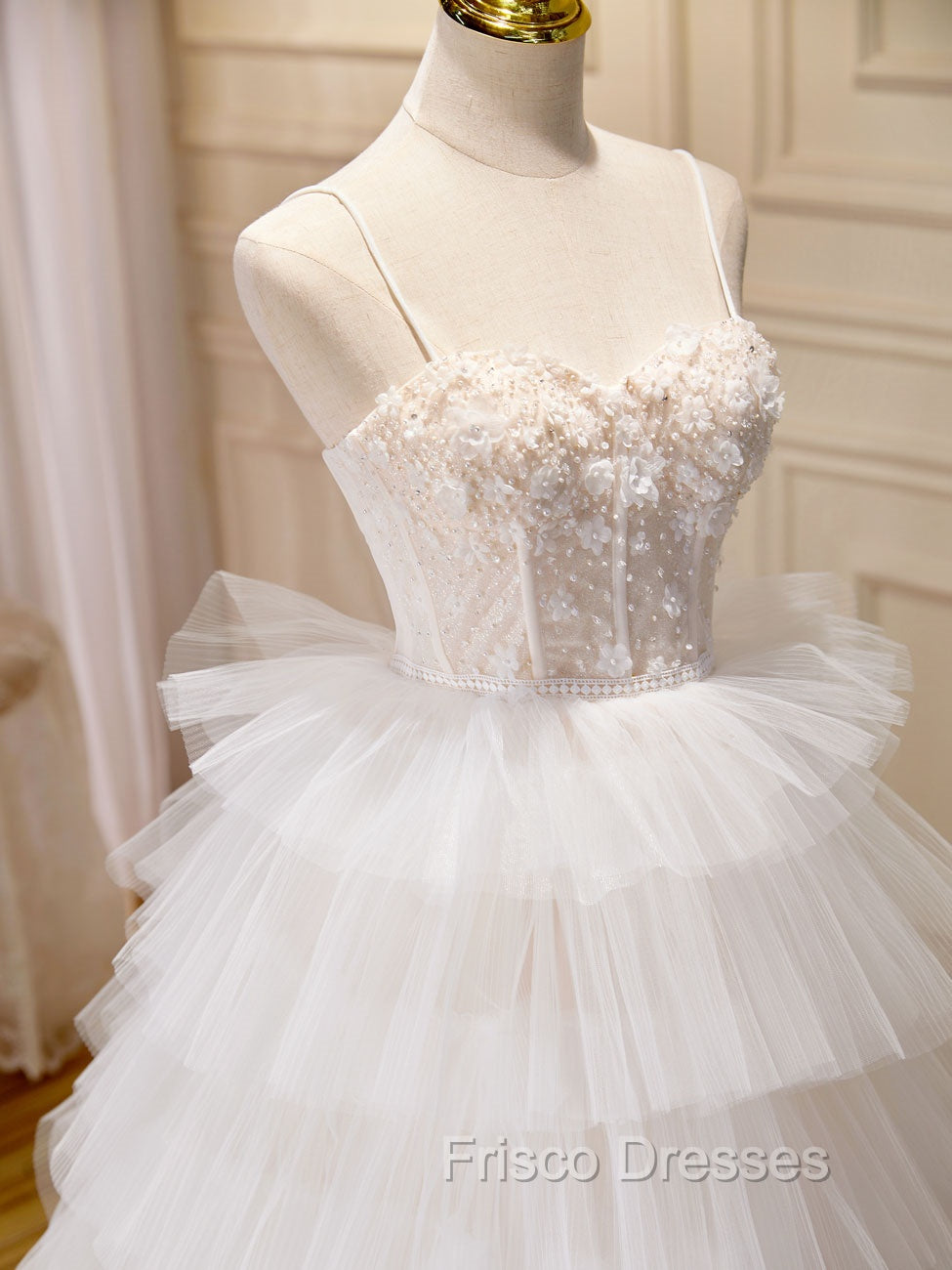 Ball-Gown/Princess Tulle White Long Formal Prom Dress With Beading Flower Cascading Ruffles