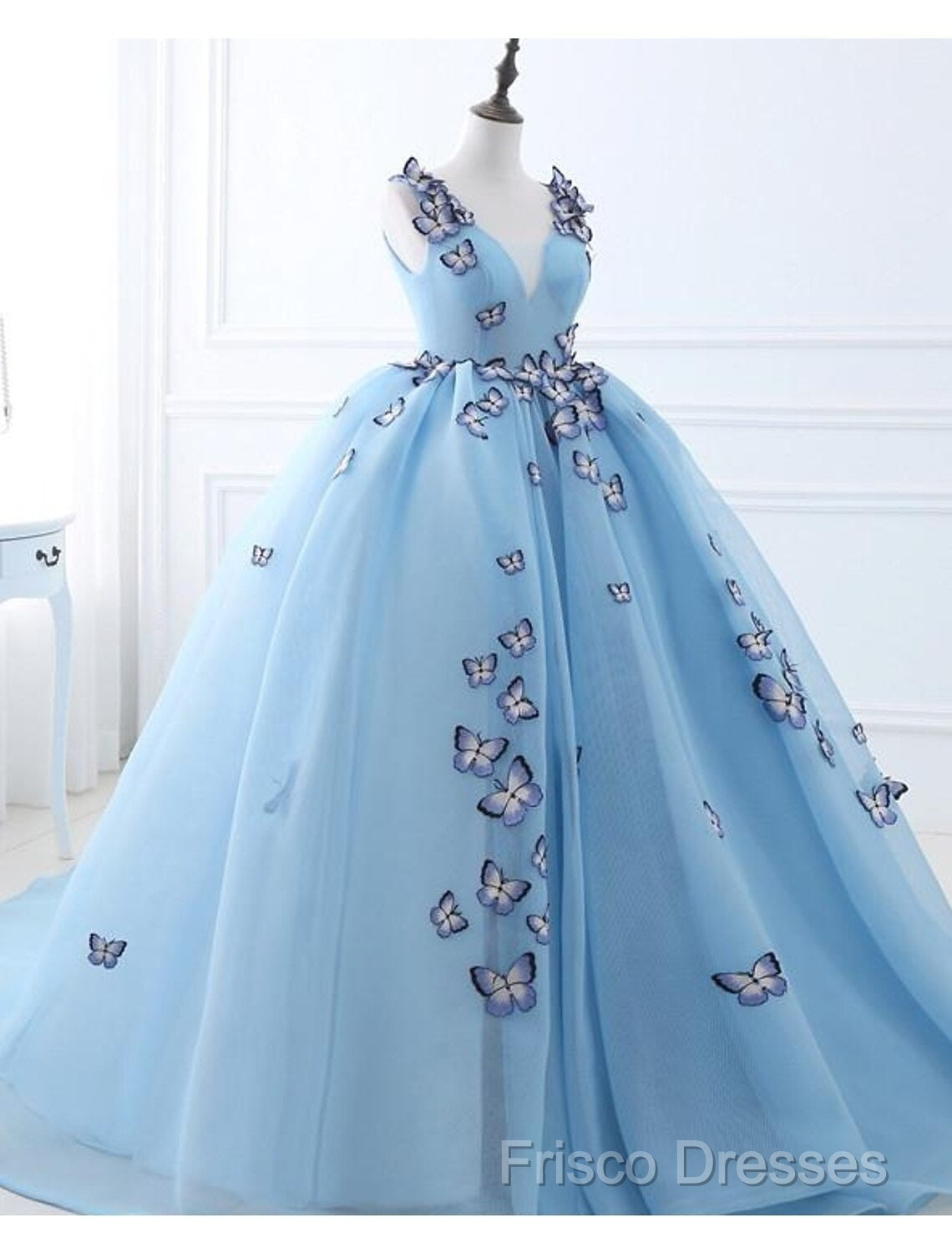 Ball Gown Formal Prom Dress Luxurious Dress Engagement Court Train Sleeveless V Neck Tulle With Pleats Appliques 2 Secondary image
