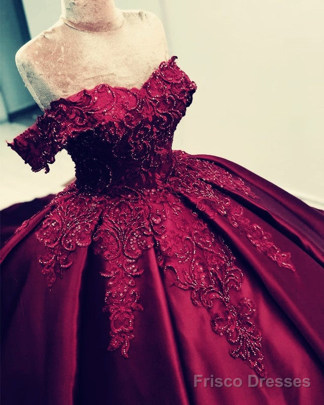 Ball Gown Quinceanera Dresses Lace Embroidery Beaded Off Shoulder Main image