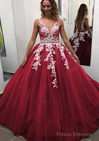 Ball Gown Sleeveless Long/Floor-Length Tulle Prom Dresses With Lace Appliqued Beading