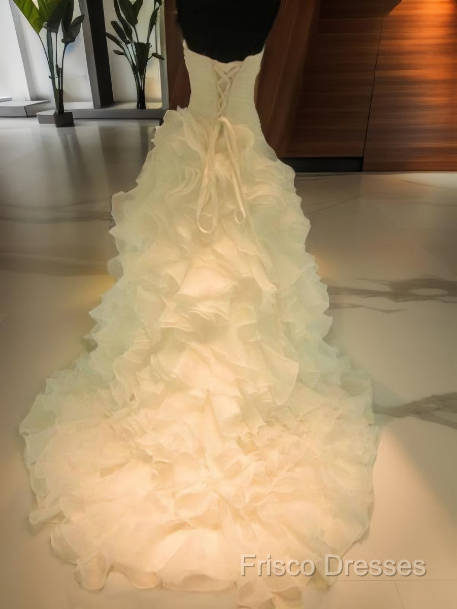 Ball-Gown Sweetheart Ruffles Court Train Organza Wedding Dress Secondary image