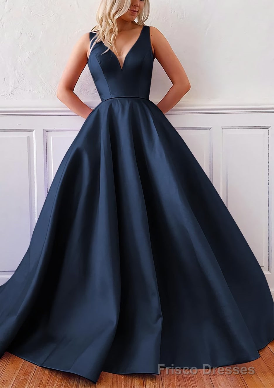 Ball Gown V Neck Sleeveless Satin Sweep Train Prom Dresses Secondary image