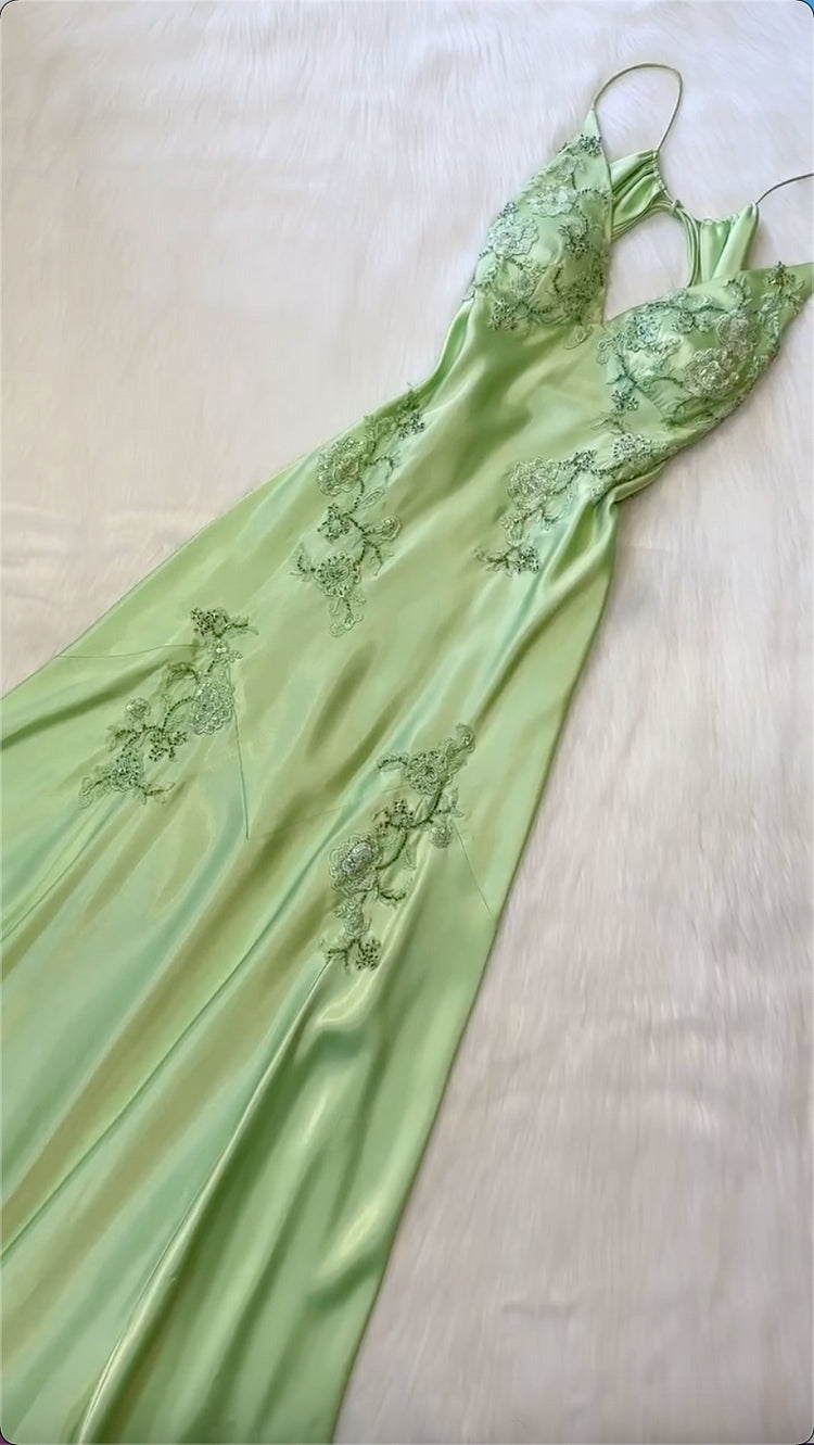 Beautiful A Line Spaghetti Straps Green Long Prom Dresses Backless Satin Evening Gowns Main image