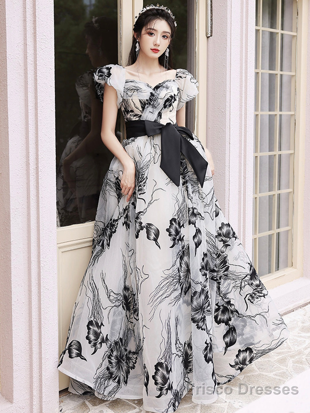 Beautiful Black Print A-Line Princess Dresses With Bow