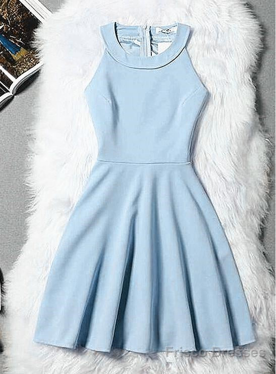 Beautiful Light Blue Short Halter Homecoming Dress Main image