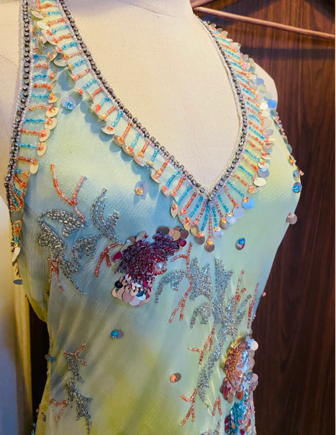 Beautiful Halter Neck Backless Sequined Beaded Chiffon Prom Dress Evening Dress