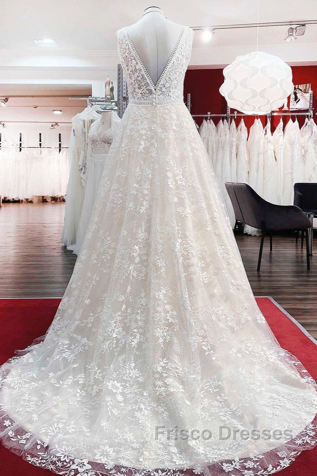 Beautiful Long A-Line Lace Appliques Tulle Open Back Wedding Dress Secondary image