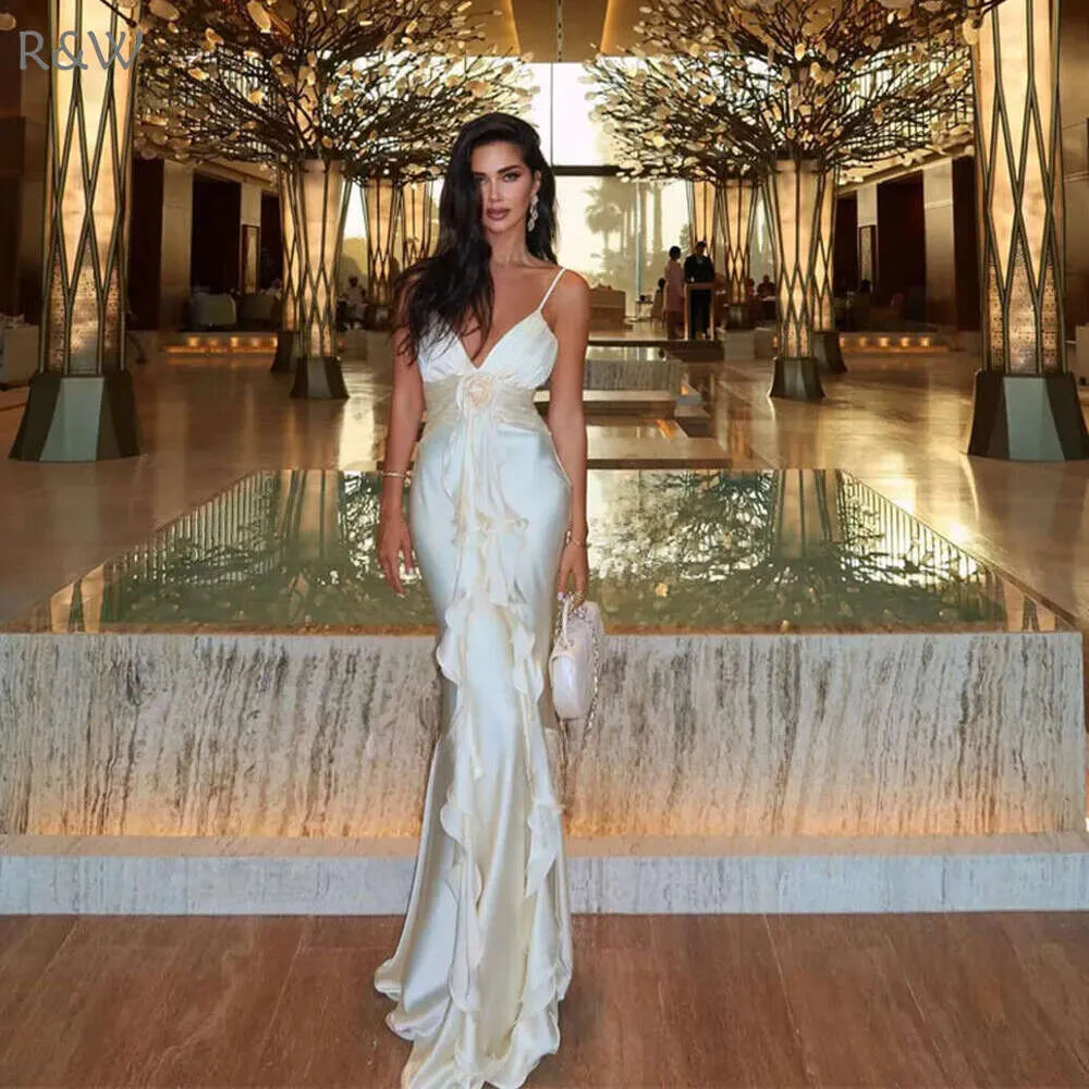 Beautiful Mermaid Spaghetti Straps Satin Long Party Dresses Prom Dress Secondary image