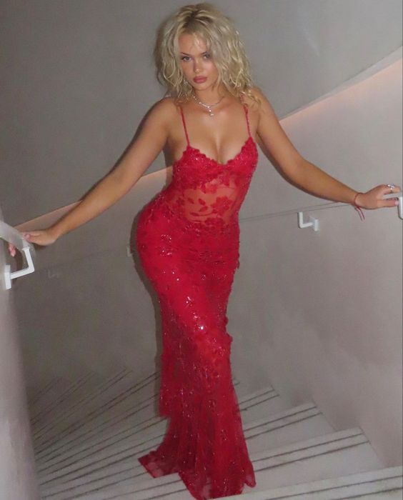 Beautiful Spaghetti Straps Birthday Party Dresses Red Lace Prom Dresses