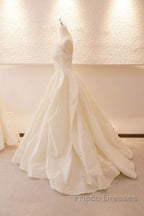 Beige Wedding Dress Strapless Sleeveless A-Line Full Bridal Dress Sophisticated Wedding Gown With Train