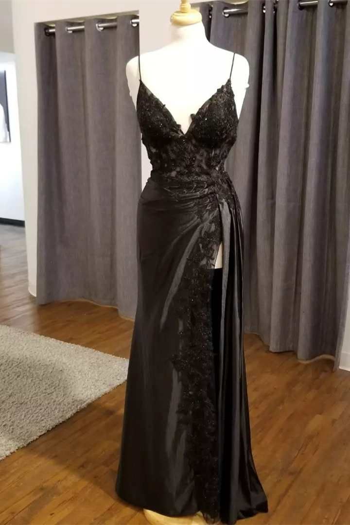 Black Floral Lace V-Neck Long Prom Dress With Slit Birthday Outfits Secondary image