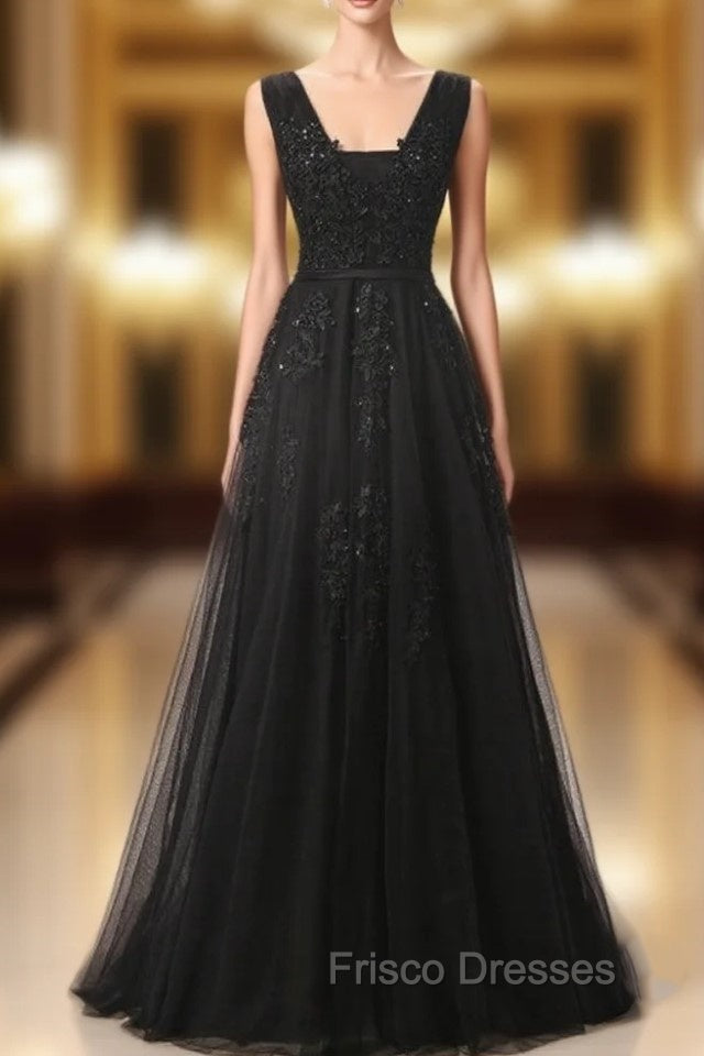 Black Lace Appliques Backless Formal Prom Dress Main image