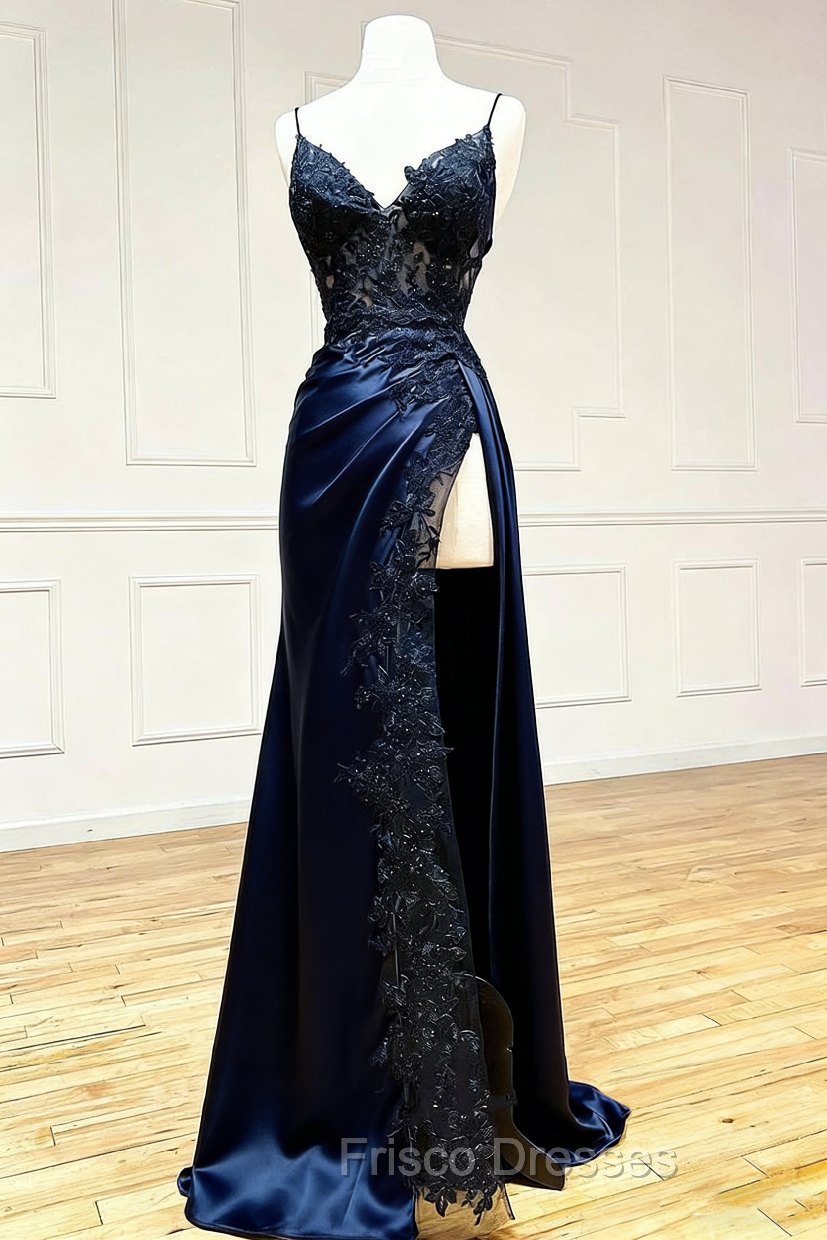 Black Lace V-Neck Long Prom Dress with Slit Birthday Outfits