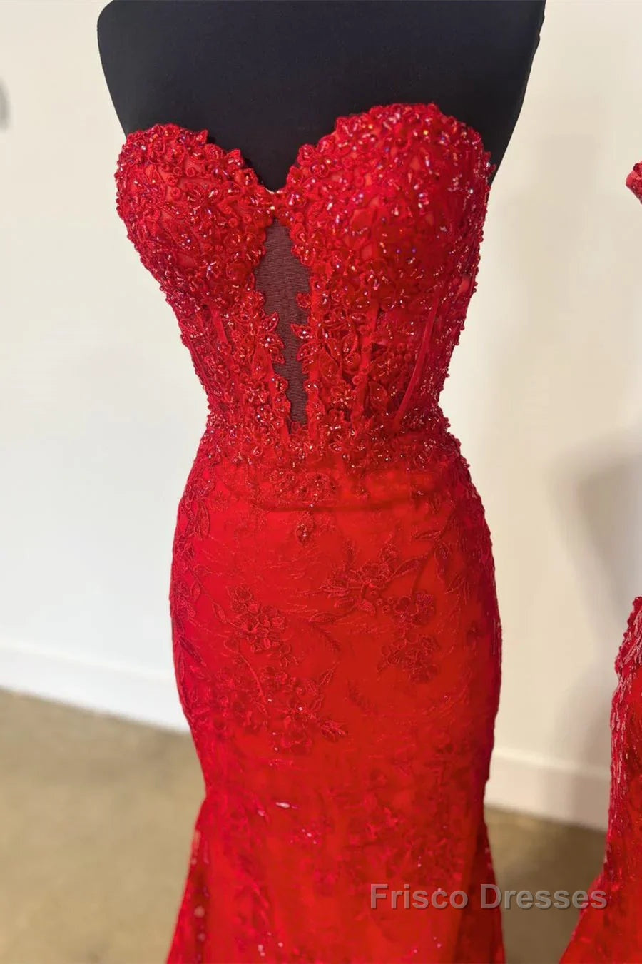 Black Sweetheart Lace Appliques Mermaid Long Prom Dresses