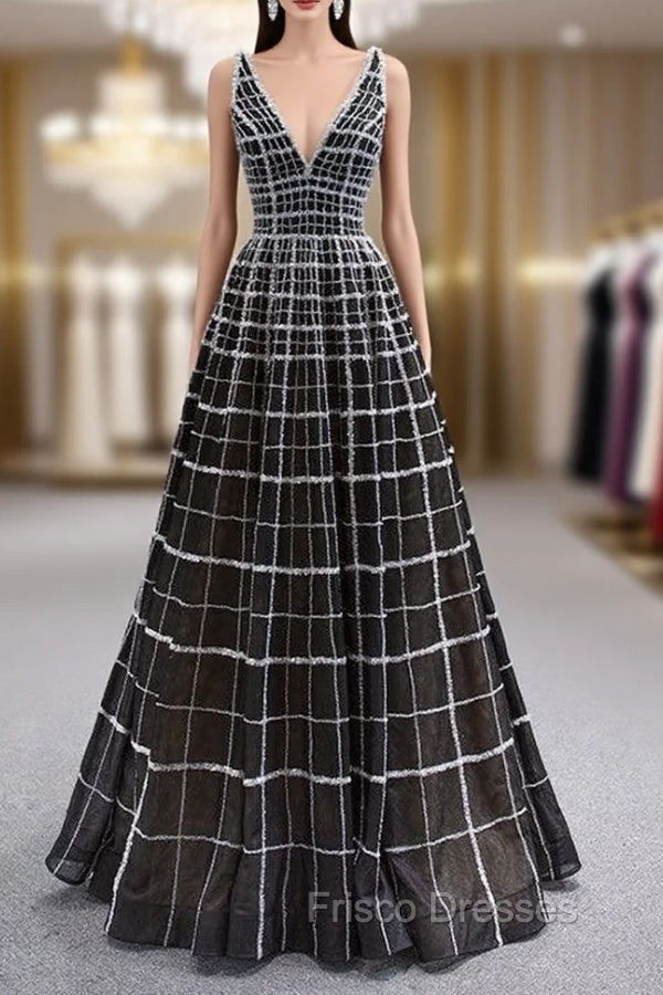 Black Tulle V-neck Beading Sequins Formal Prom Dress Main image