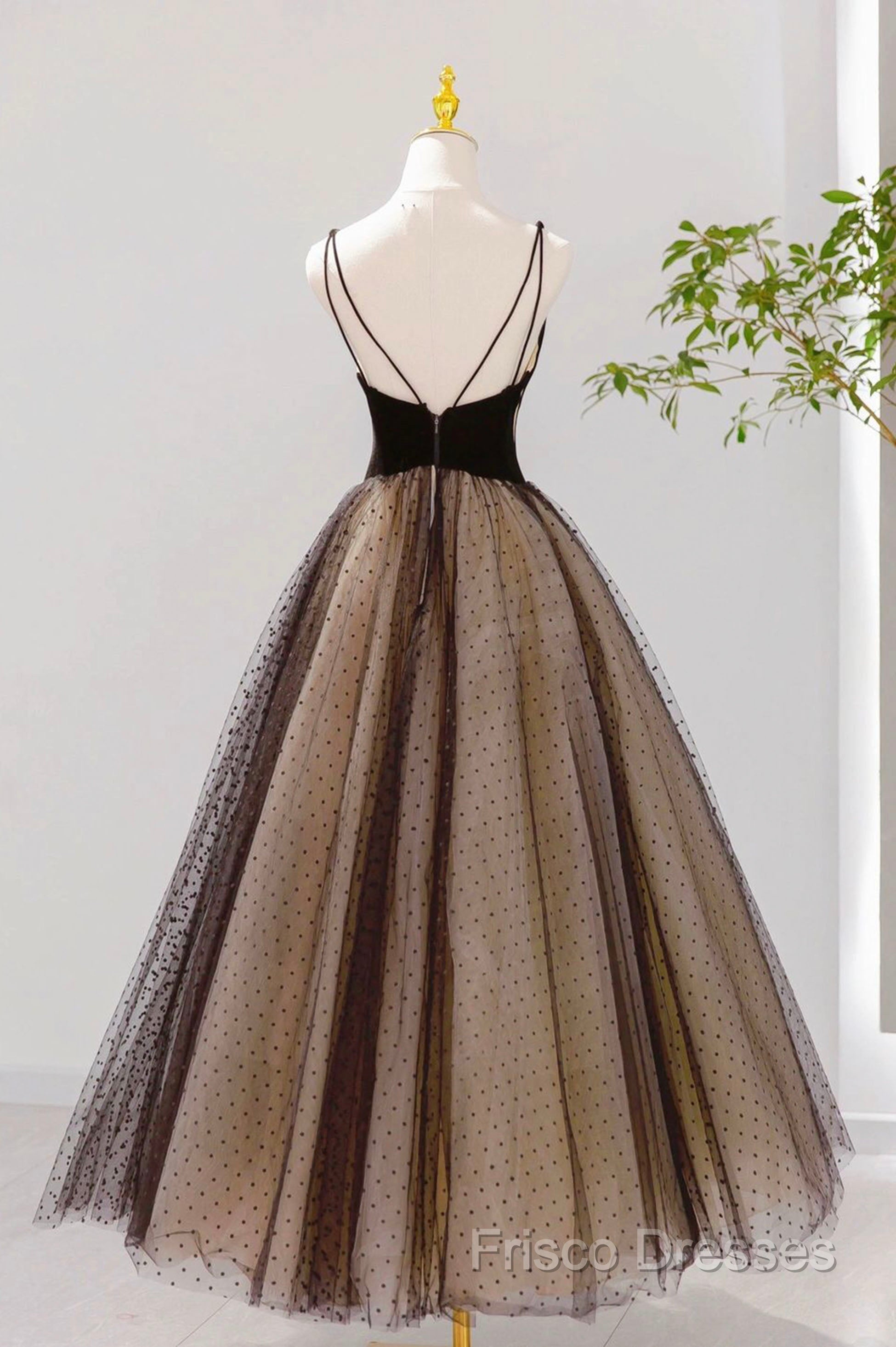 Black V-Neck Tulle Short Formal Prom Dress, A-Line Black Tea Length Party Dress