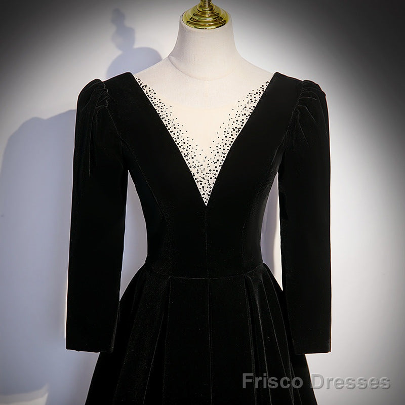Black Velvet A Line Prom Dress Elegant V Neck Evening Dress Secondary image