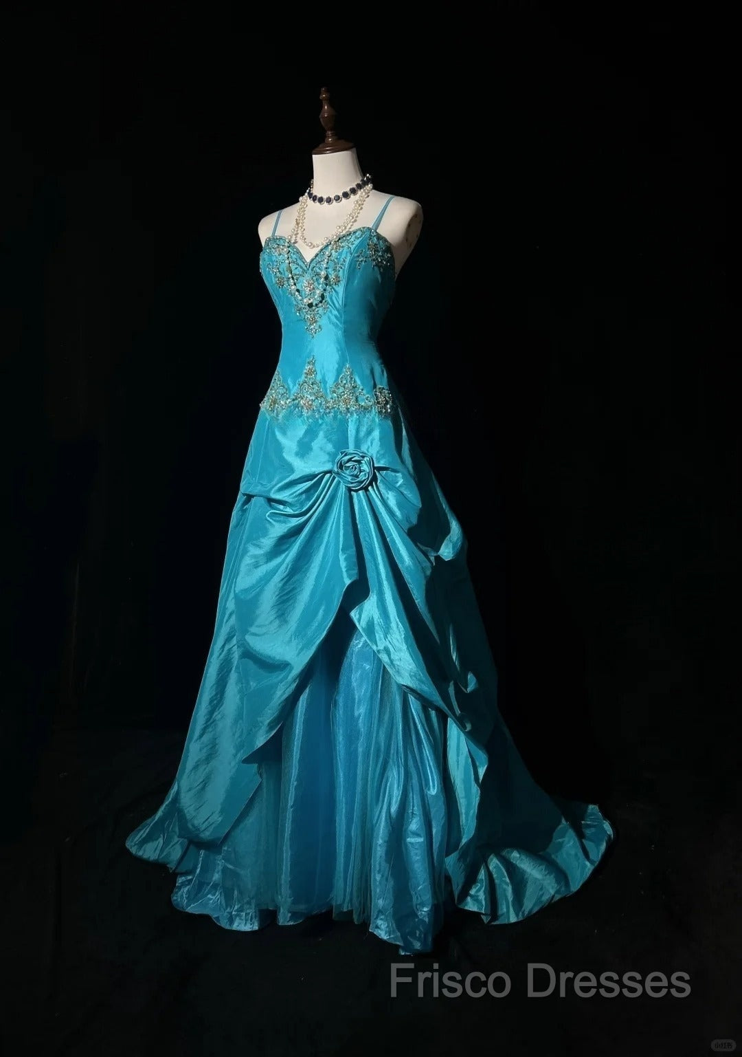Blue A-Line Spaghetti Straps Satin Beaded Long Formal Prom Dress Sweetheart Neck Applique Graduation Formal Prom Dress