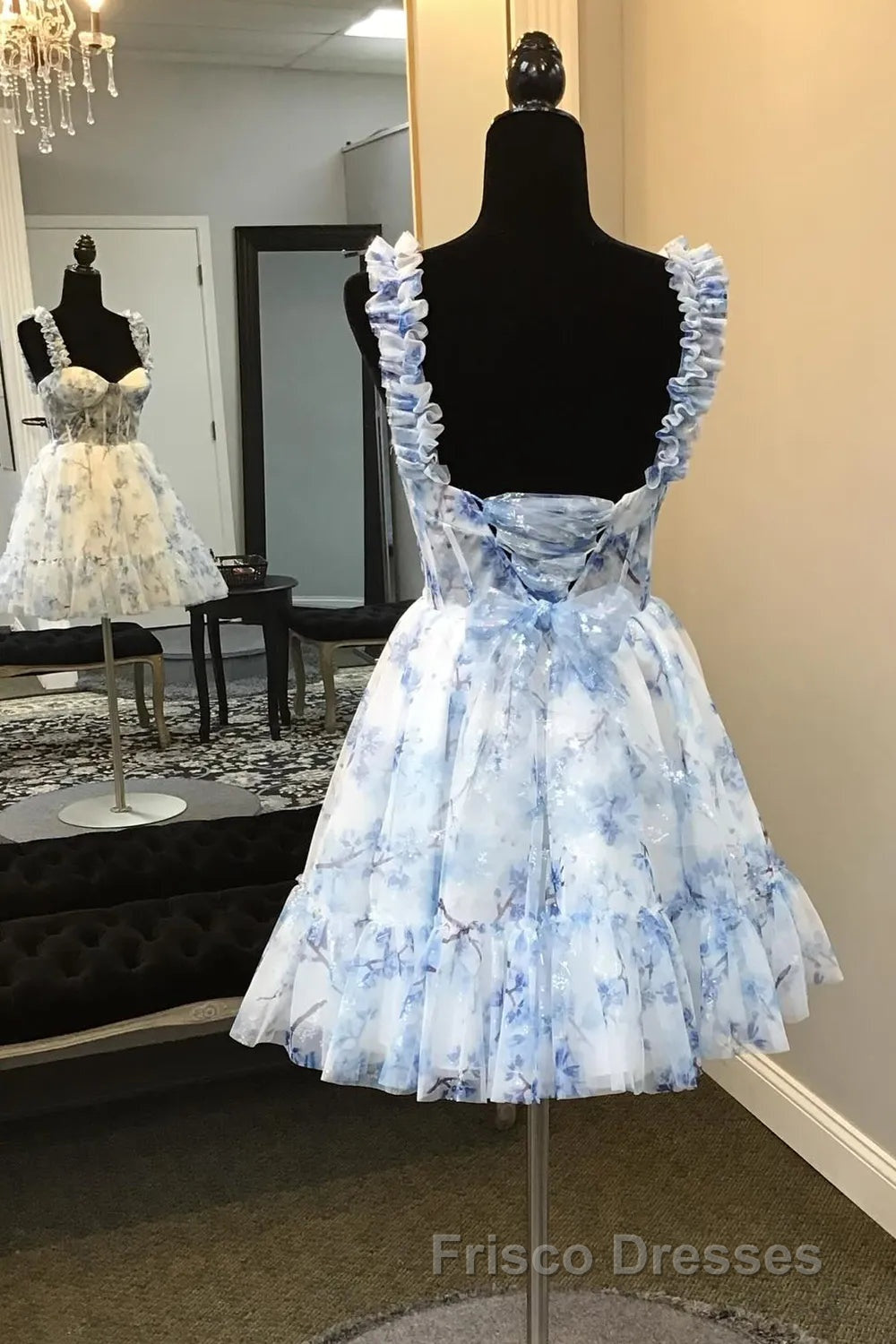 Blue Floral Printed Spaghetti Straps A-Line Short Corset Homecoming Dress Secondary image