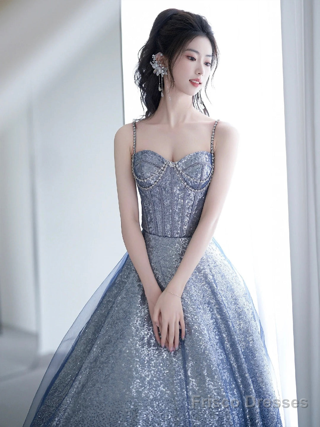 Blue Spaghetti Strap Gradient Sequins Long Prom Dress, Beautiful Sweetheart Neck Evening Party Dress Secondary image