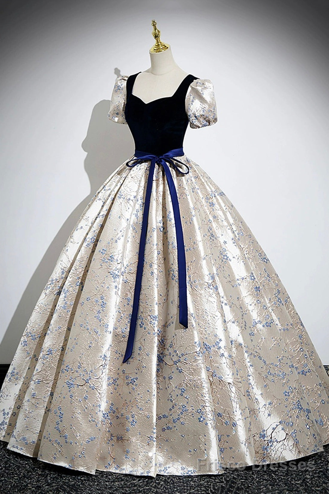 Blue Velvet Floor-Length Printing Prom Dresses, A-Line Short Sleeve Evening Formal Dresses Secondary image