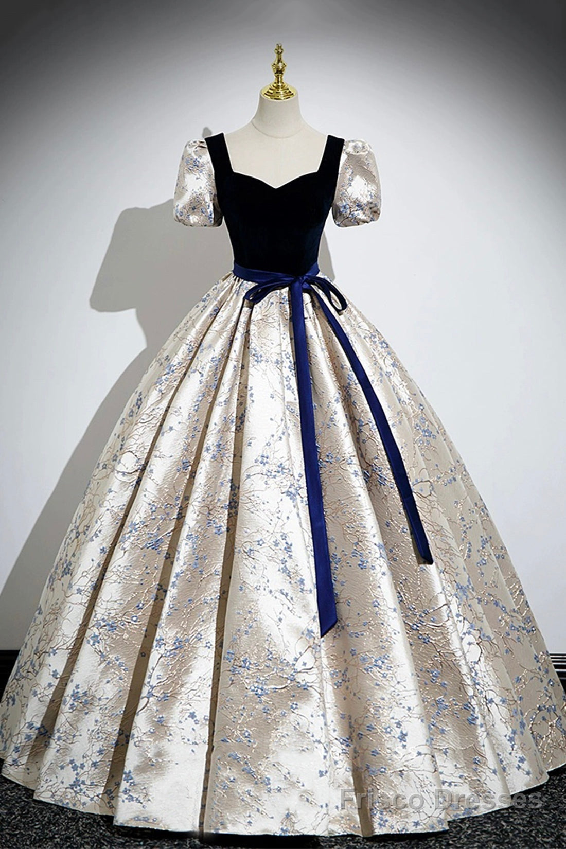 Blue Velvet Floor-Length Printing Prom Dresses, A-Line Short Sleeve Evening Formal Dresses Main image