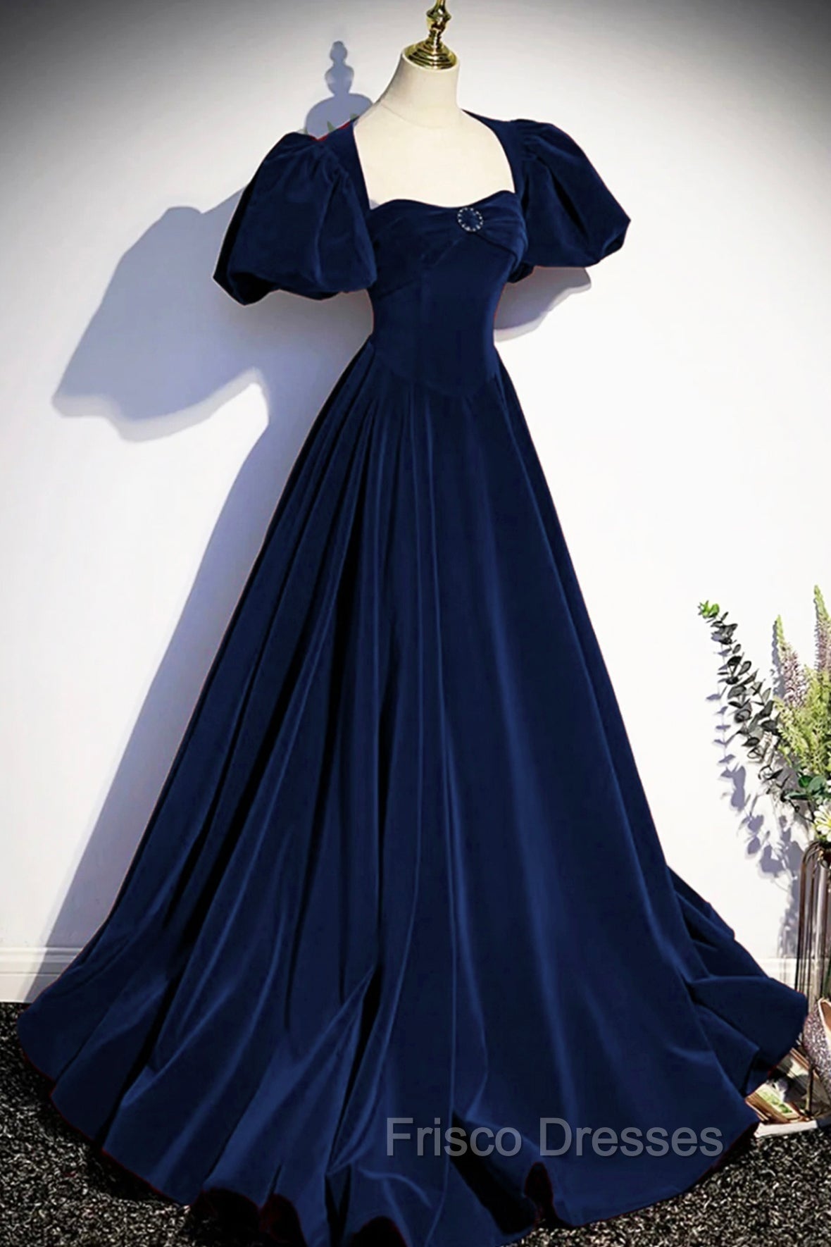 Blue Velvet Floor Length Formal Prom Dress, Elegant Short Sleeve Evening Party Dress Secondary image
