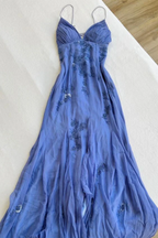 Blue Vintage Elegant V Neck Exquisite Embroidery Applique Beading Long Chiffon Prom Dress Evening Gown Party Dress