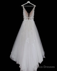 Boho Rustic Wedding Dresses Tulle V Neck Embroidery