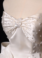Bow Ivory A Line Sweetheart Neck Lace Satin Mini Homecoming Dress Cocktail Dress
