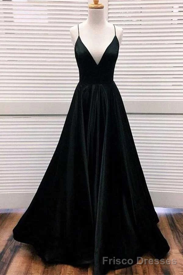 Pleats Black Long Prom Dresses Main image
