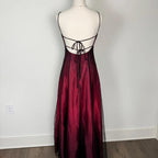 Burgundy Spaghetti Straps Exquisite Beaded Long Tulle Ball Gown Evening Dress Prom Dress