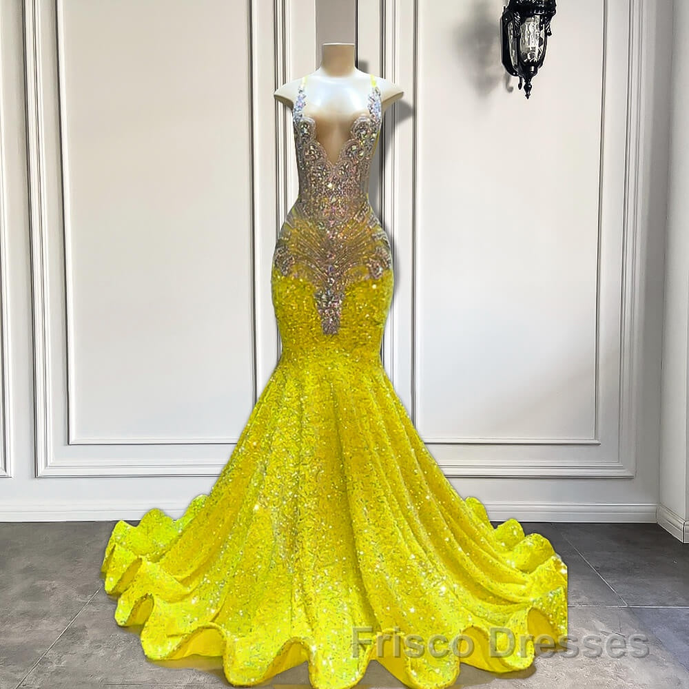 Yellow V-Neck Sleeveless Mermaid Formal Prom Dresses Featuring Beadings and Sequins