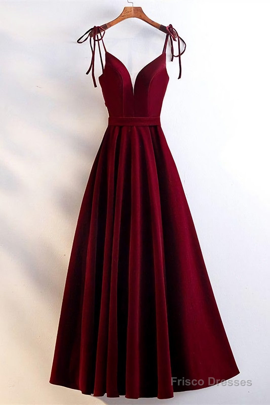 Gorgeous Sweetheart Spaghetti Straps Corset Red Velvet Long A Line Prom Evening Dress Main image