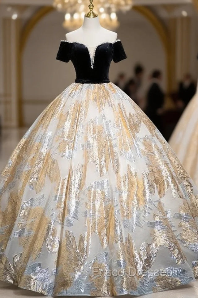 Champagne Embroidery Black Velvet Quinceanera Dress