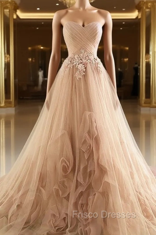 Champagne Sweetheart Tulle Pleats Appliques Wedding Dress