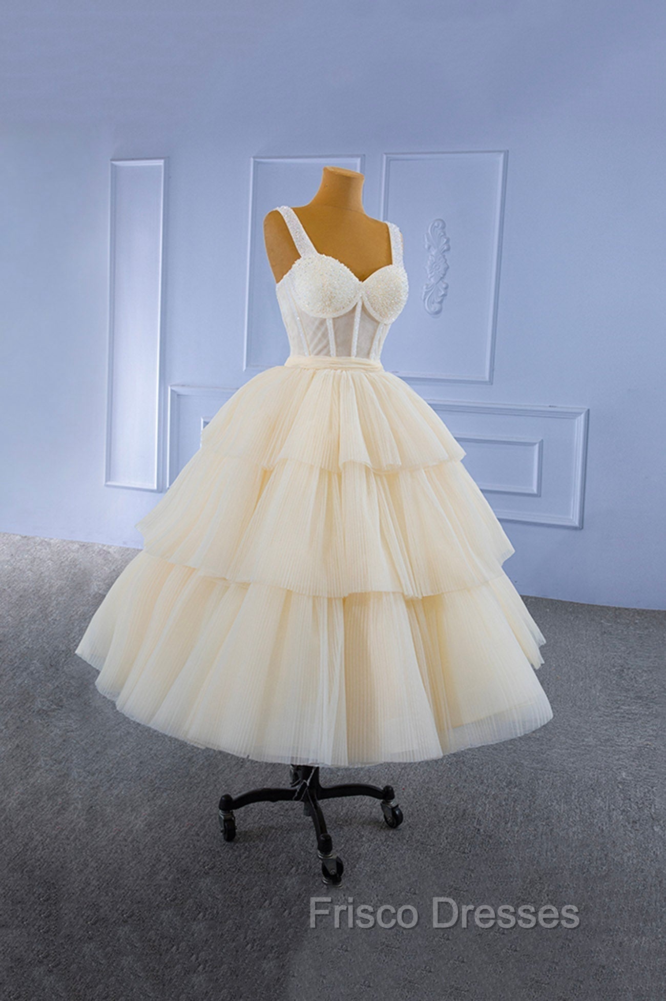 Champagne Tulle Short Formal Prom Dress with Beaded, A-Line Tea Length Party Dress
