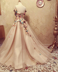Charming Tulle Evening Dress 3D Flowers Embroidery Formal Prom Gowns
