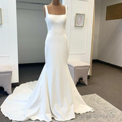 Cheap Satin Square Neck Wedding Dresses Mermaid Straps Bridal Gowns Buttons