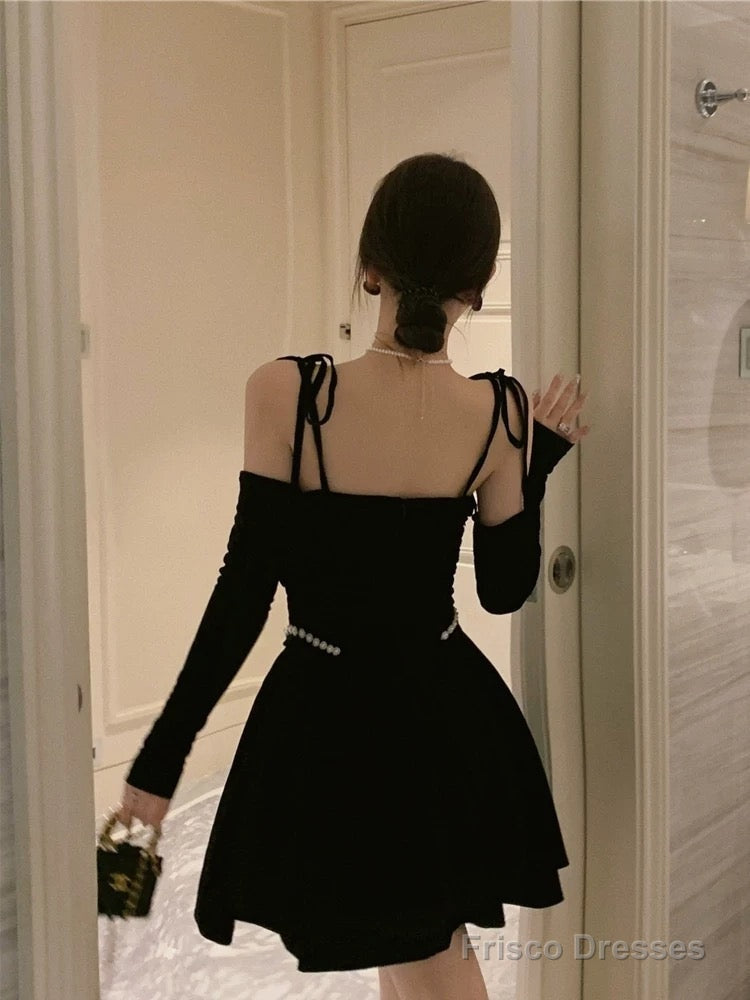 Chic A Line Black Velvet Homecoming Dress 16Th Birthday Outfits