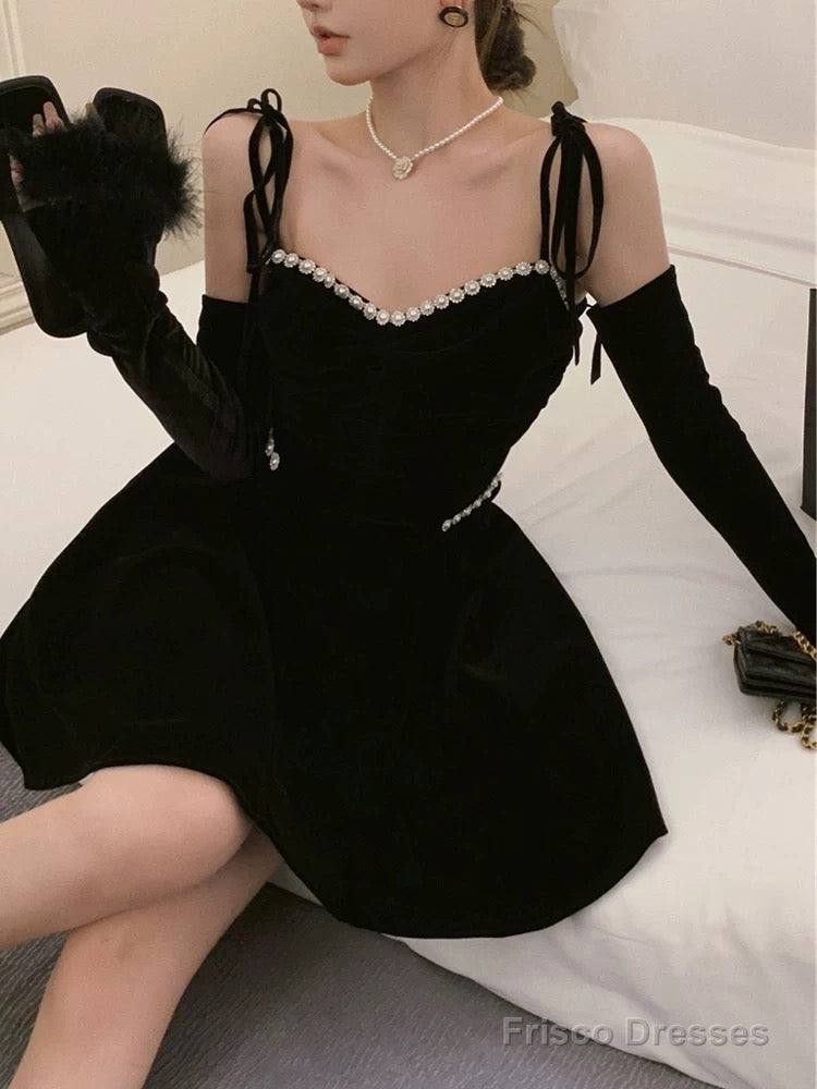 Chic A Line Black Velvet Homecoming Dress 16Th Birthday Outfits Main image