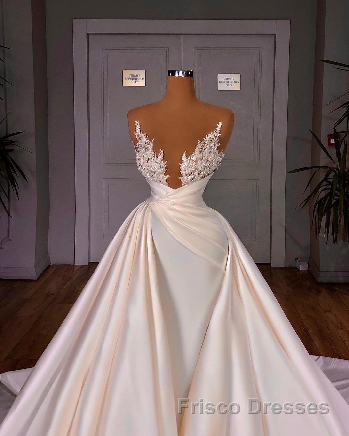 Chic A-Line Cathedral Sleeveless V-Neck Long Wedding Dresses Secondary image