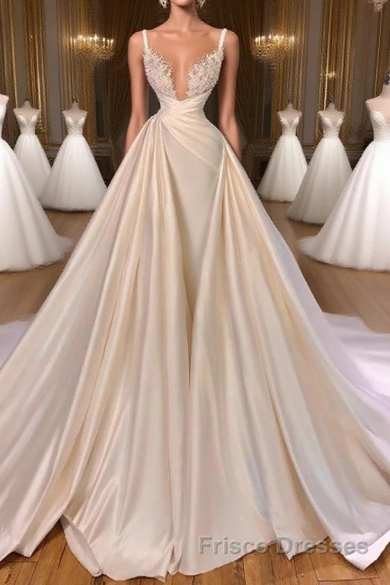 Chic A-Line Sleeveless Spaghetti Strap Cathedral V-Neck Long Wedding Dresses Main image
